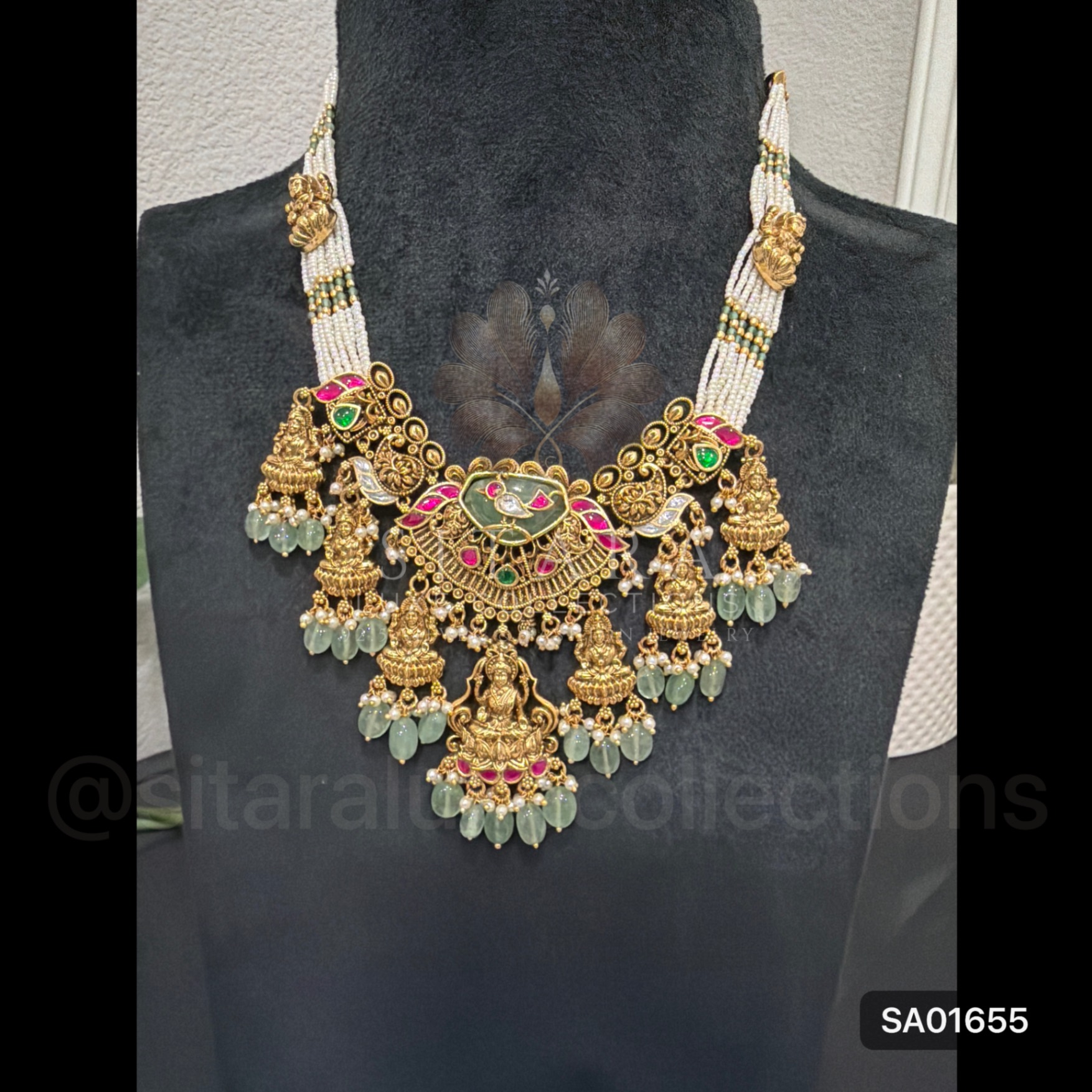 Heritage Lakshmi Fusion Set With Pearls