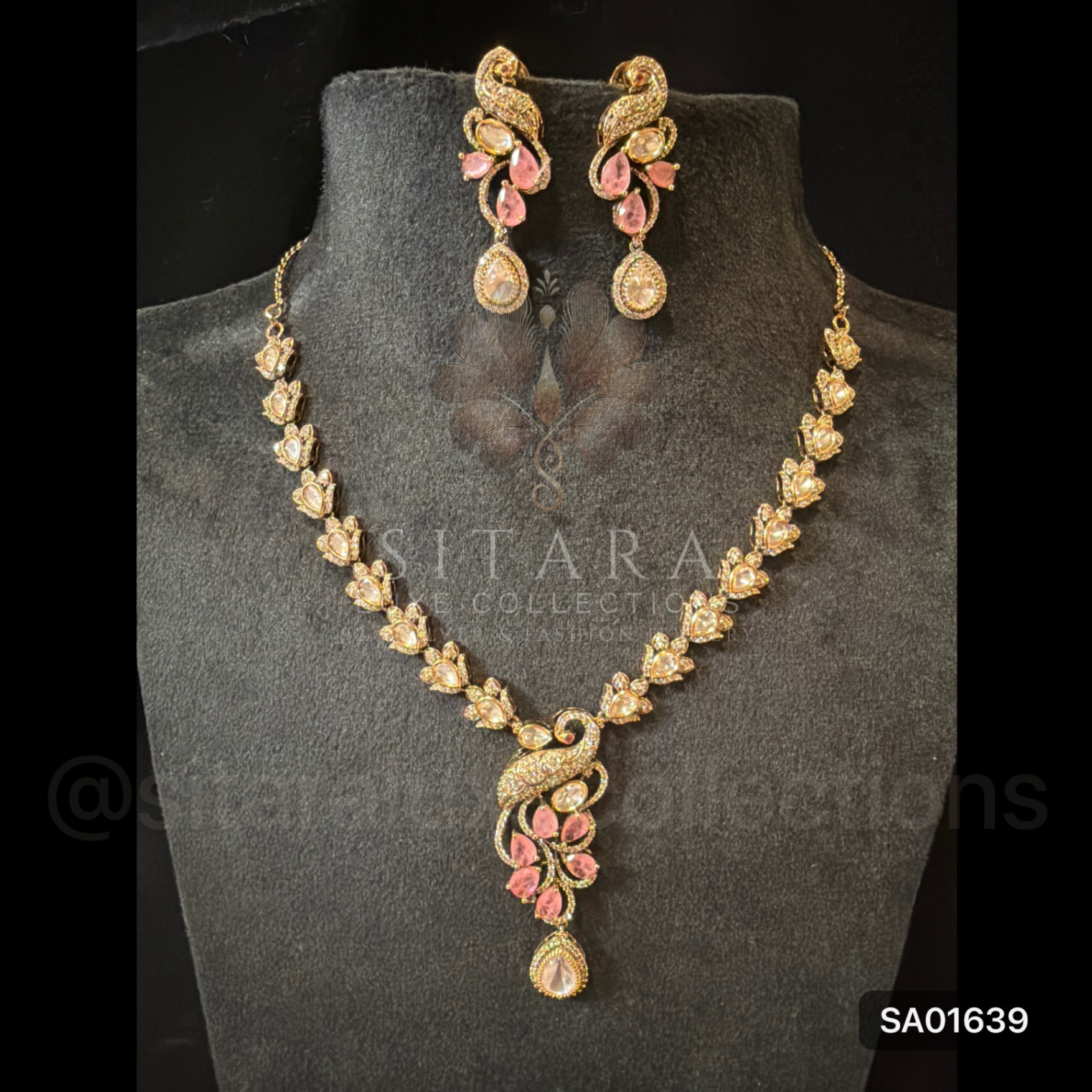 Victorian Peacock Set Pink/Green