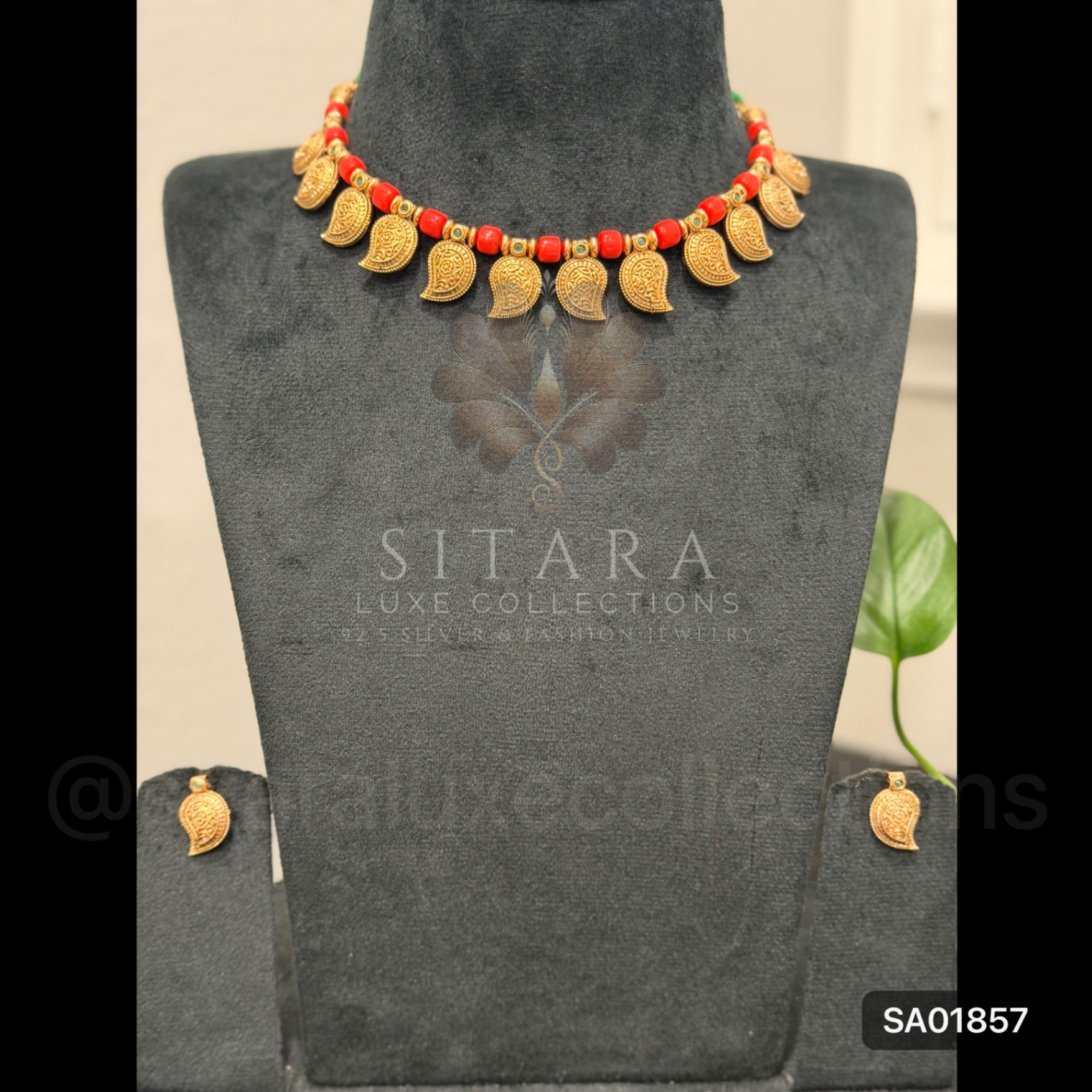Antique Mango Coral Necklace Set