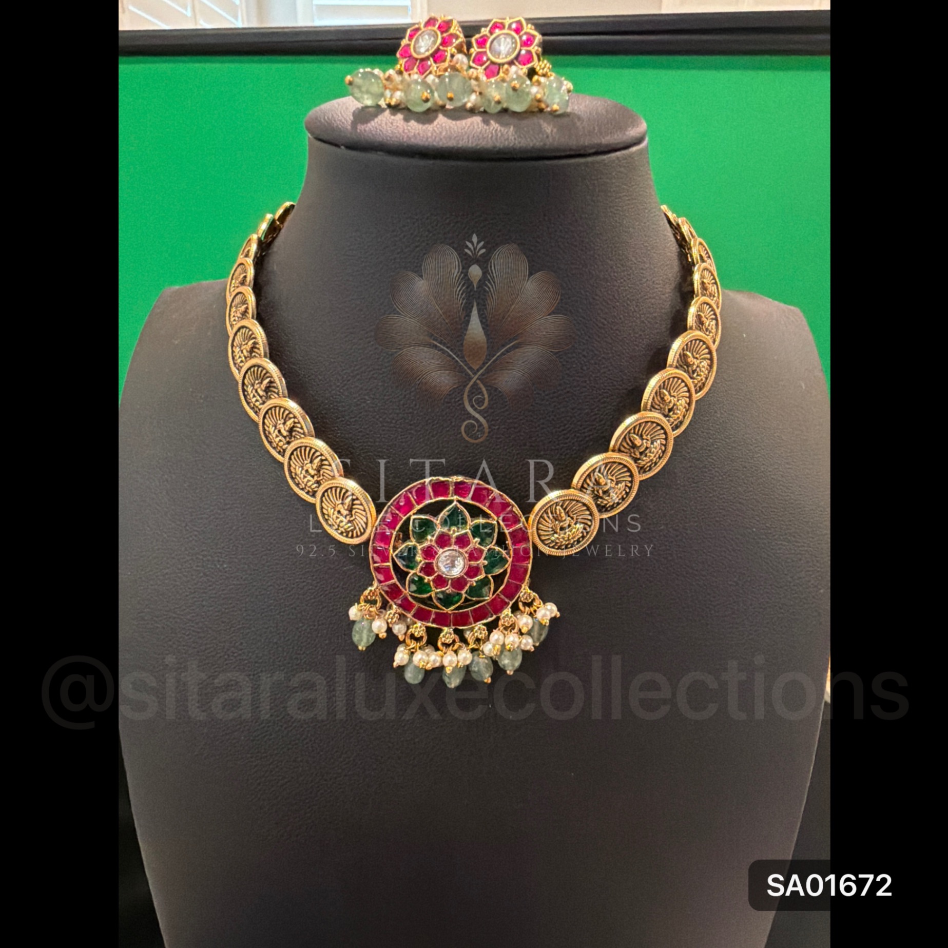 Kasu Kundan Necklace Set