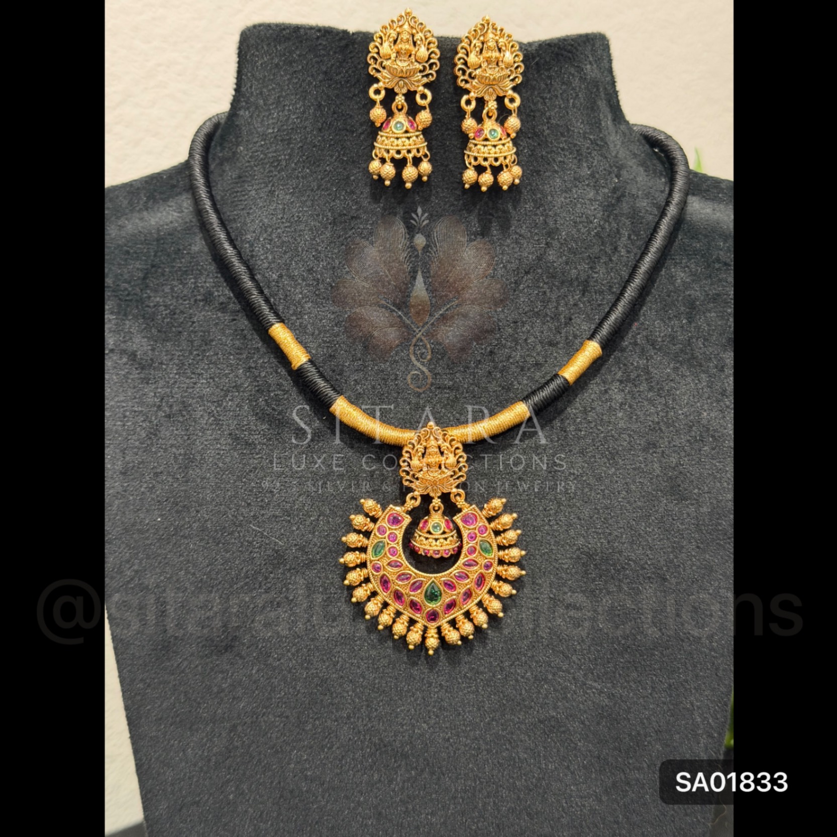 Black Thread Lakshmi Set