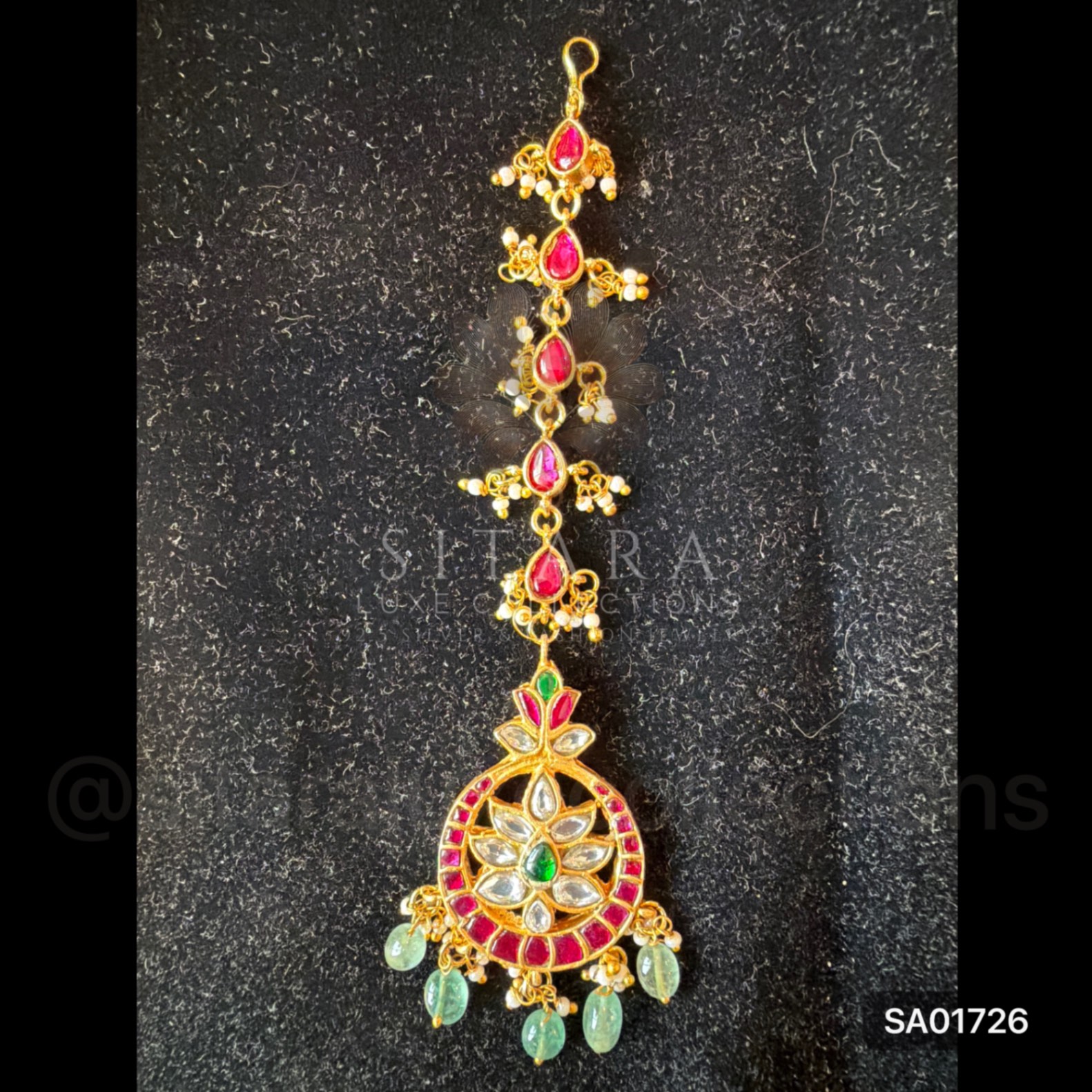Jadau Kundan Lotus Round Tikka