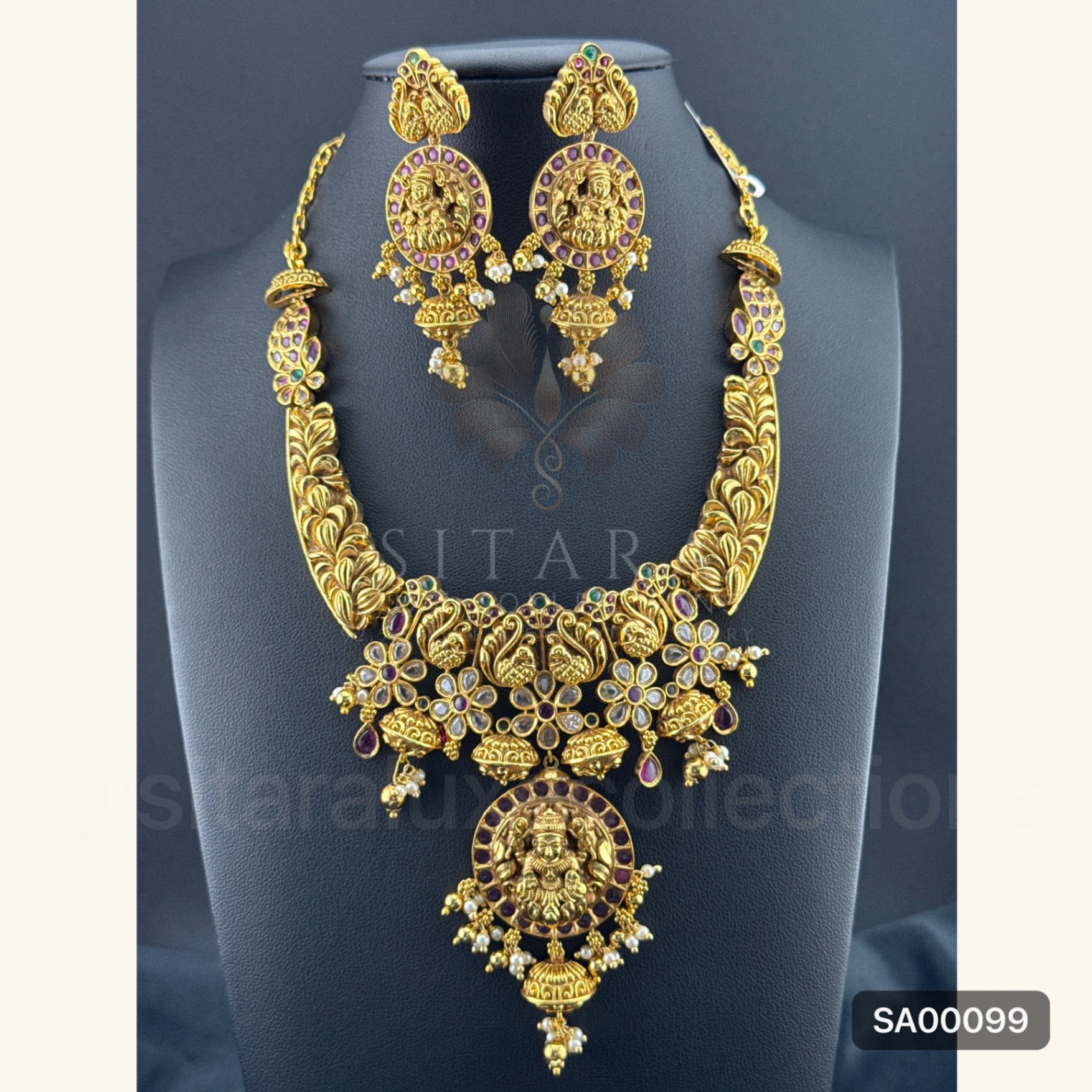 Lakshmi Antique Necklace Set