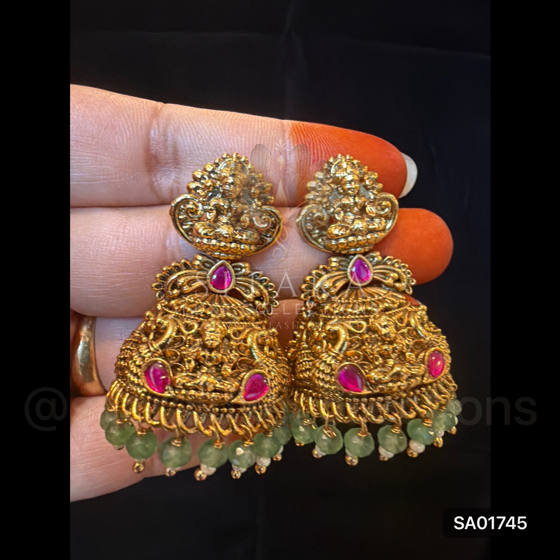 Jadau Kundan Temple Jhumka