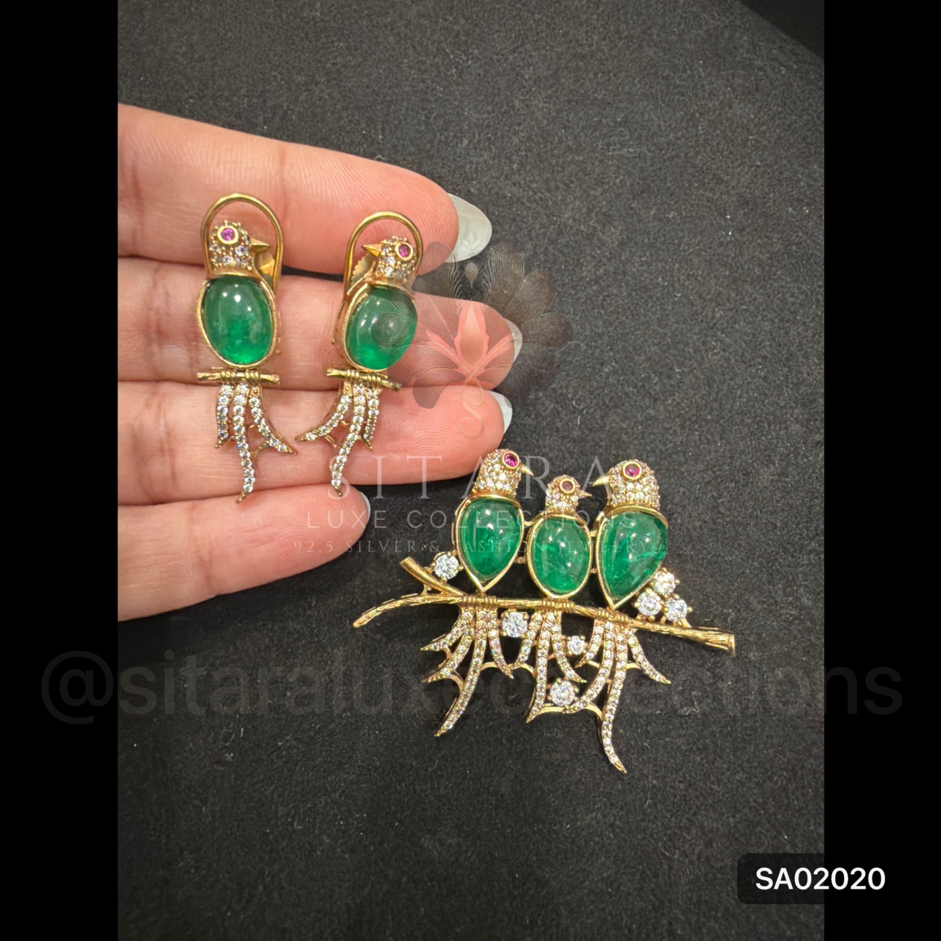 Bird Family Emerald Pendant Set