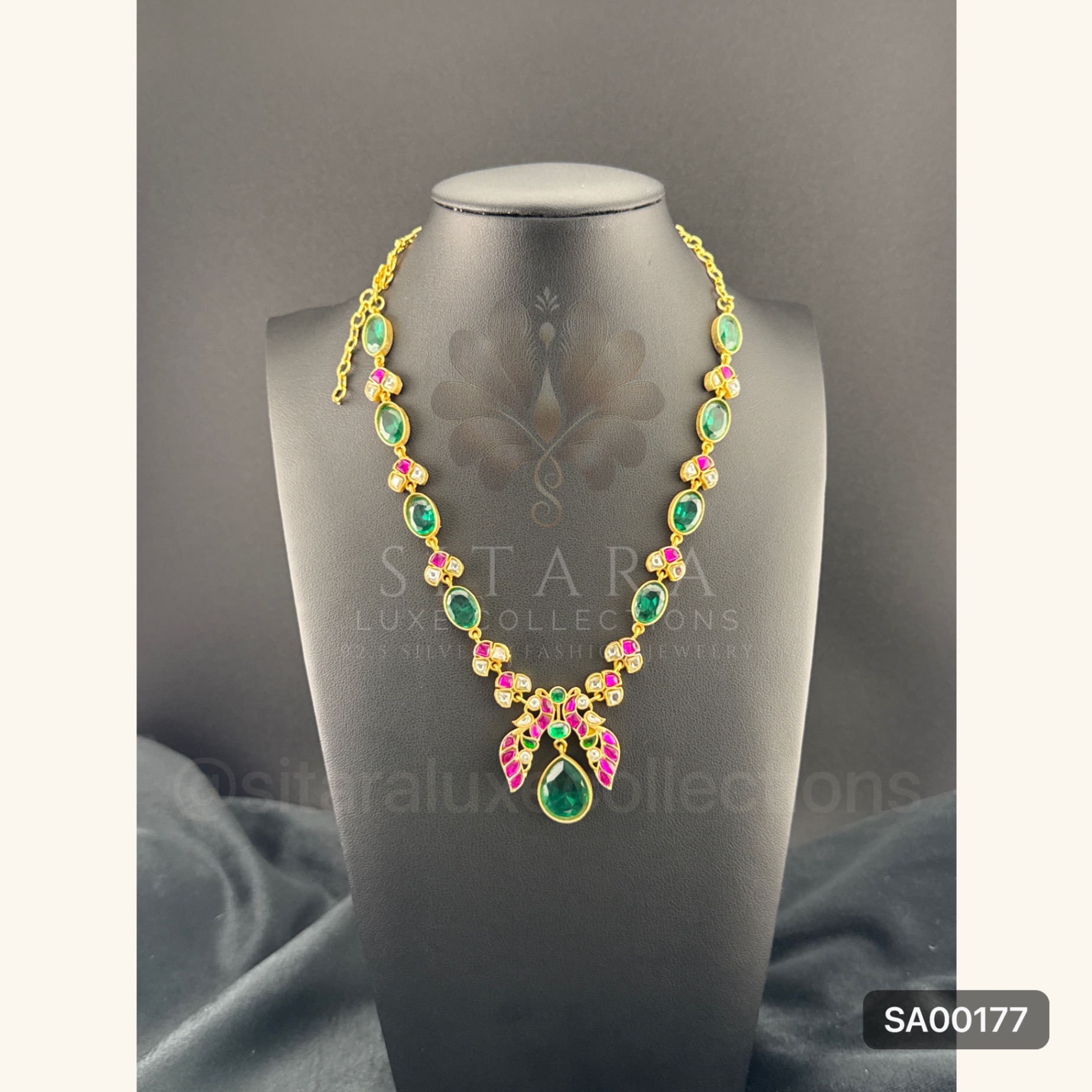 Short Peacock Necklace